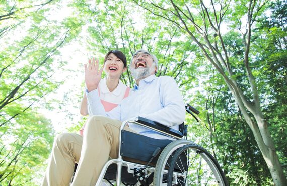 生活の中で車椅子をご利用の方も障害年金を申請可能 | 豊橋の頼れる社労士が営む山内社会保険労務士事務所